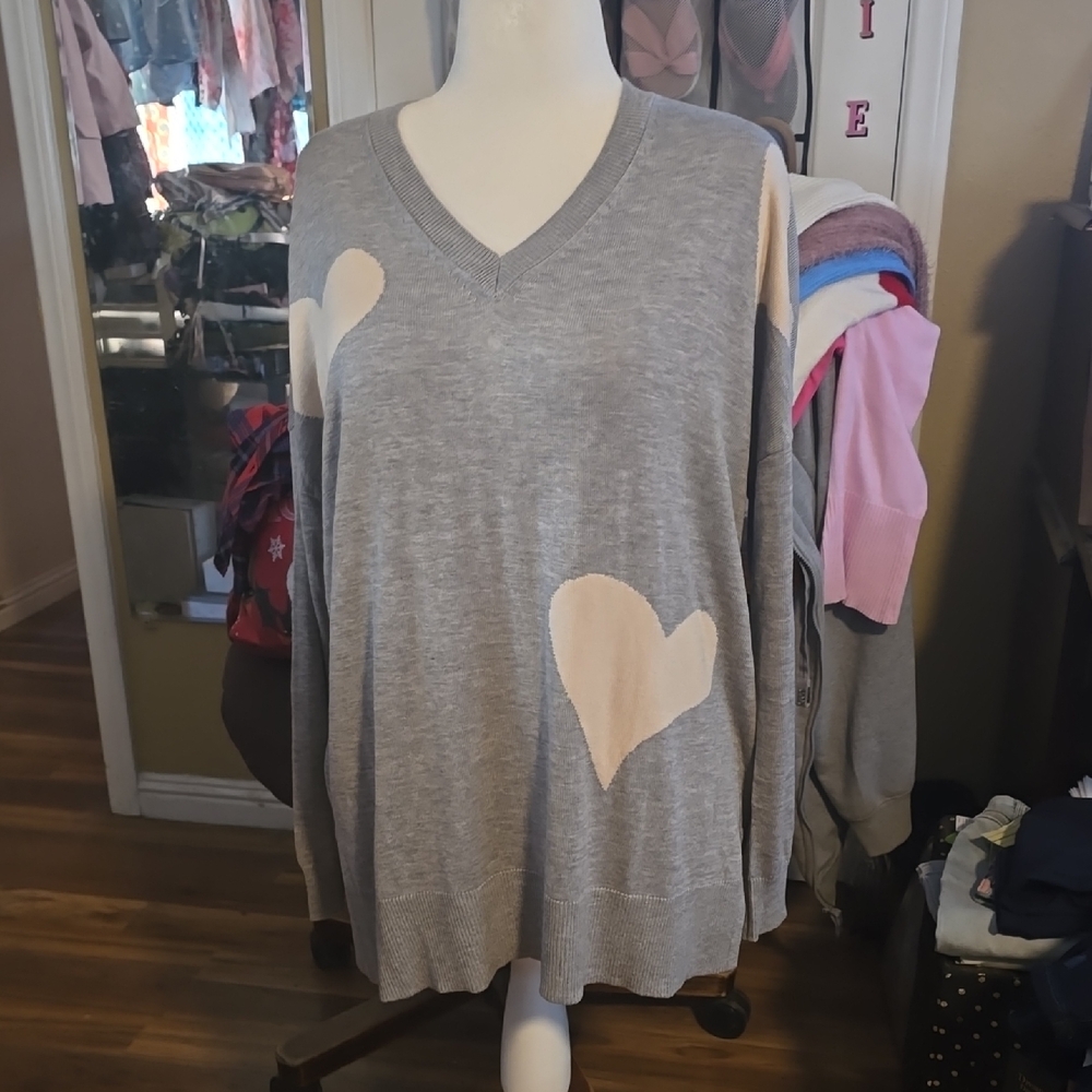 Laurie Felt Gray Sweater With Heart Accents.